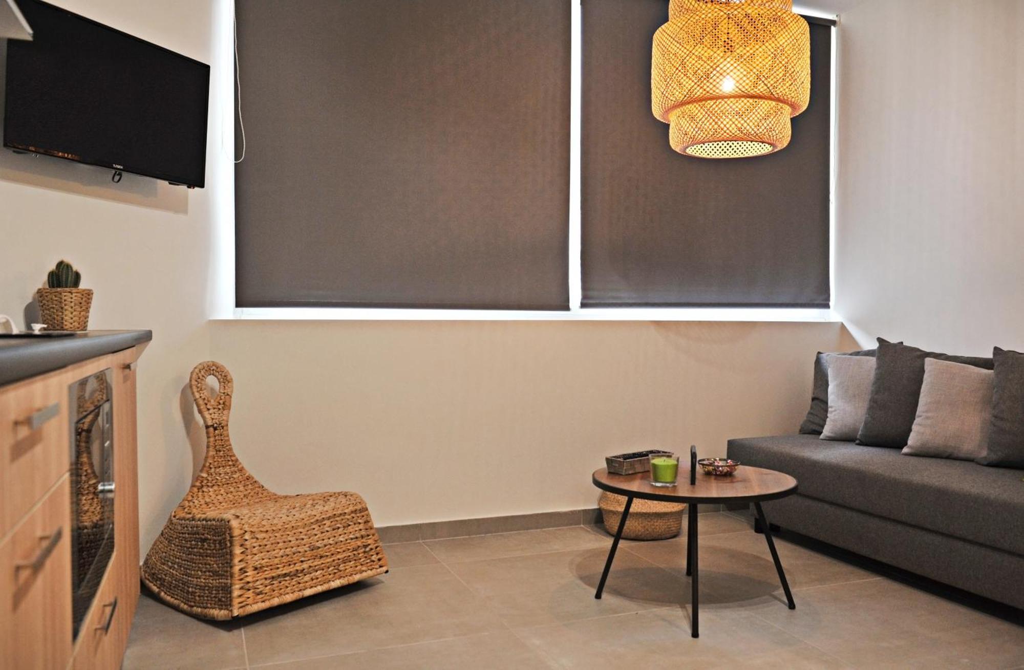 The Athenians Modern Apartment