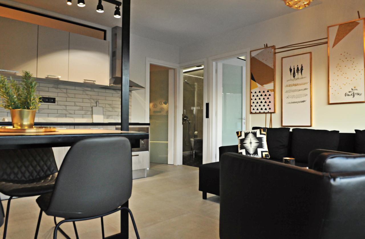 The Athenians Modern Apartment